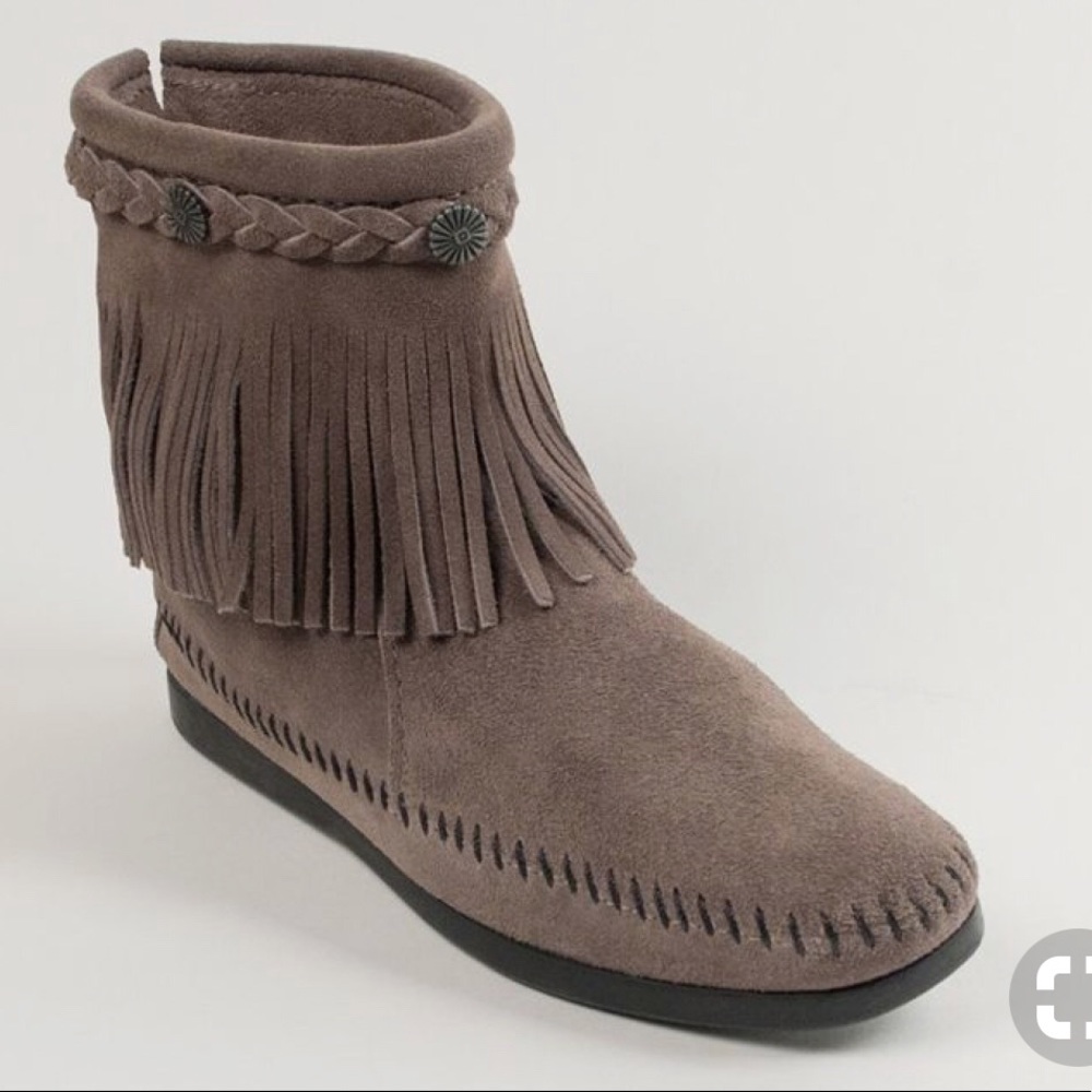 High top zip back boot